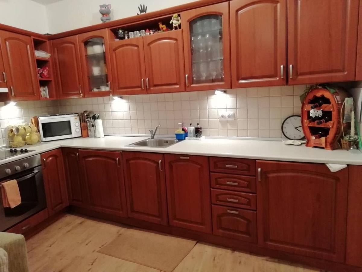 Къща В Центъра На Стрелча, Джакузи С Минерална Вода Buitenkant foto